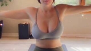 Jake & Nicolle - couple youtuber 4