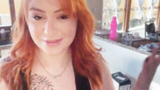 Fabricia Freitas (secrets) - youtuber 5