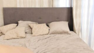 Jeanfrancoa show nipslips tits 4