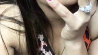 Sunny-liony teasing show