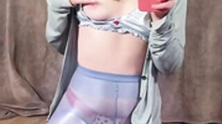 Nylon Bea playing with dildo