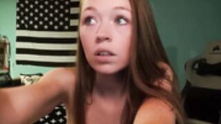 Annabelle Leigh Plays on Cam