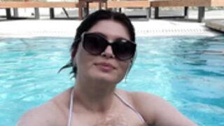 Bustyema swimming