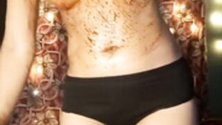 Indian Cam Girl Hot Oil and Chocolate on Boobs Show