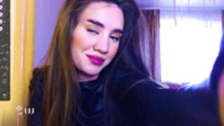 im_jasmine  B-day streams removes booys and enjoys nudi