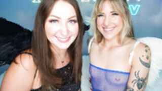 Awlivv & Bella Blue Heaven's POV 3some w/ Facial