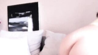 Lauravega vibrator pussy play 2