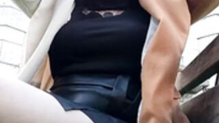 ladydimitrescu hyper sexy en cuissardes