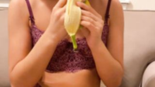 Destinilaspesa banana slut