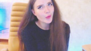 2023-01-19 ass, panties peek