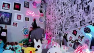 KasaraWood_MyFreeCams_2023-10-04_04-24-35 - 1of3
