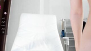 hee_jin masturbating