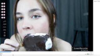 moni  230905  messy eating ice cream