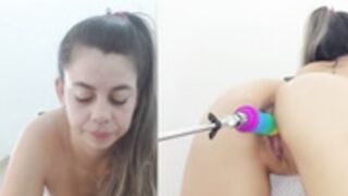 emily_smithh sexy ass blonde latina using a fuckmachine