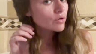 Megnut Nude in Bathtub