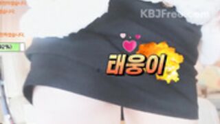 double101 korean girl teasing