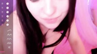 Lady_Lily_ Domi in Pussy