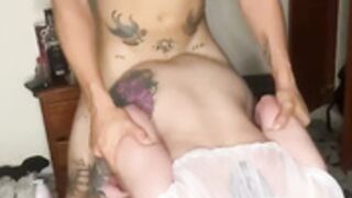 Luisa maldita se viene de pie