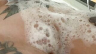 Petitemarie / Saracalixto bath