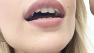 MaryFoxy 32