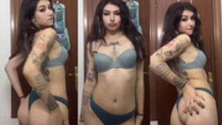 lalylaliaa onlyfans 4