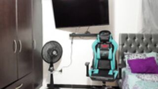 ashley_morgan_18 show on 2023-01-23 1013
