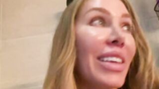 Nicole Aniston of 36
