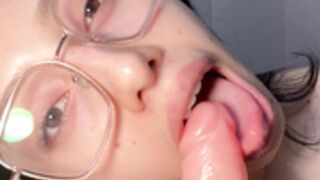 Ruth lee dildo deepthroat