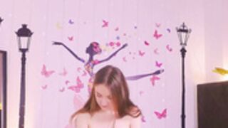Polly_Grier public nude with puss peeks