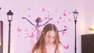 Polly_Grier public nude with puss peeks
