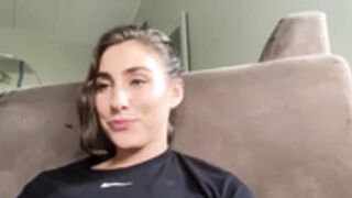 HelloViv forgot to Mute phone