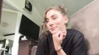 HelloViv forgot to Mute phone
