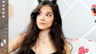 BabyAylin_MyFreeCams_2023-10-16_00-51-58