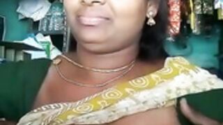 Cute Tamil Aunty