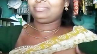 Cute Tamil Aunty