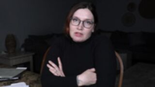 Bettie Bondage Teacher Helps Treat Your Equine Penis 4K