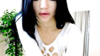 amy_blush_  231010  cut top bobs, many nip flashes