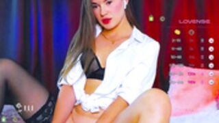 ki_lolli  2023-09-14 yellow dress red pussy