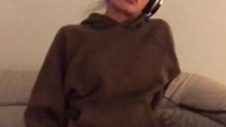 Bootsthefeline 3 2