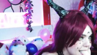 Alise 200615 0415 Striptease,DoggyPose,Domi,Masturbatio