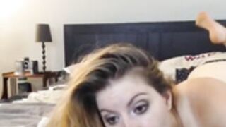 Kaylee pond playing in bed