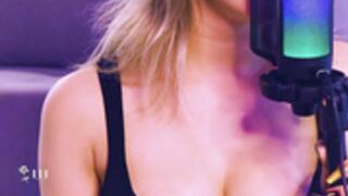 angella_klee  2023-08-04 2