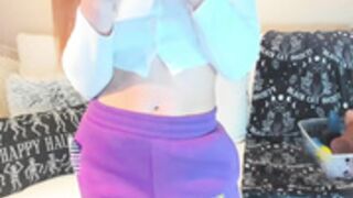 eatmygingersnapps cam show - boring