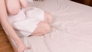 Roseshepherd   .Topless  Bigboobs