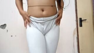 Anamika_24 Indian Bhabhi Removes Bra