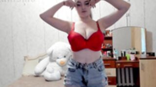 emmika_ Boob Bouncing