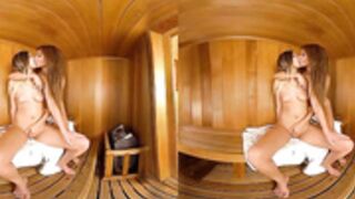 VR Ayumi and Jaye Summers