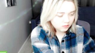 Fina dildo, lovesense & orgasm