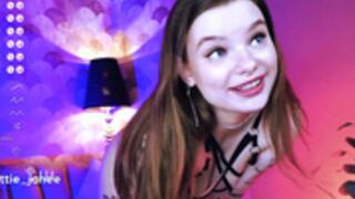 hottie_jane adorable cartoon face fucks her cunt naked