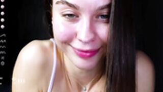 nika_lodge 2023-10-13 crazy funny monkey